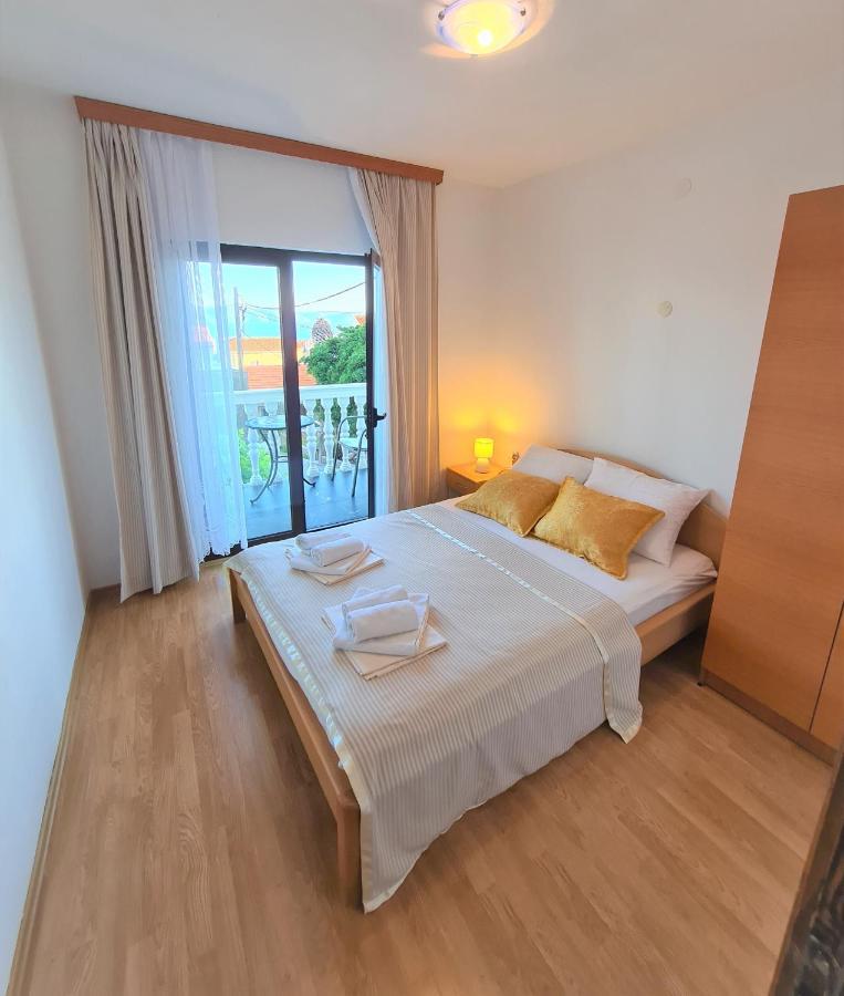 Cosic Apartmani Igrane Kültér fotó